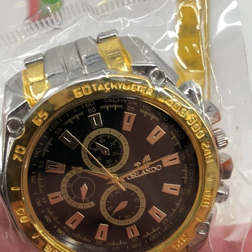 Mens Casual Quartz Watch Gold and Silver Tone Wrist Band